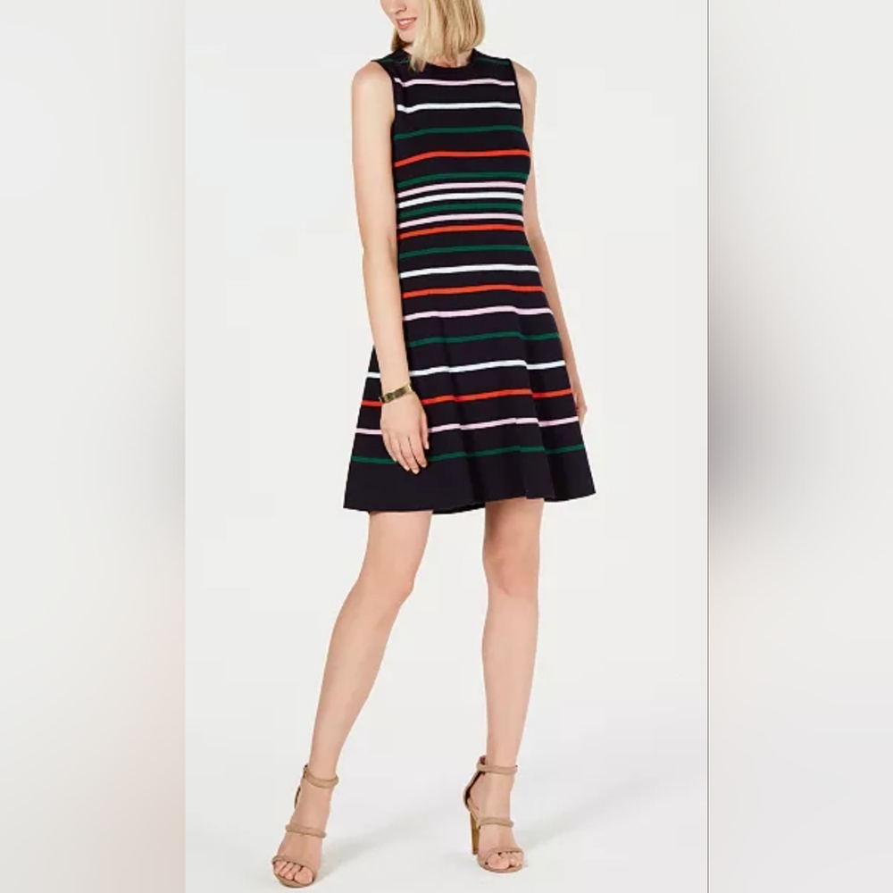 🌼B2G1 3/$20🌼 Vince Camuto Striped Fit and Flare Sweater Dress Size Med